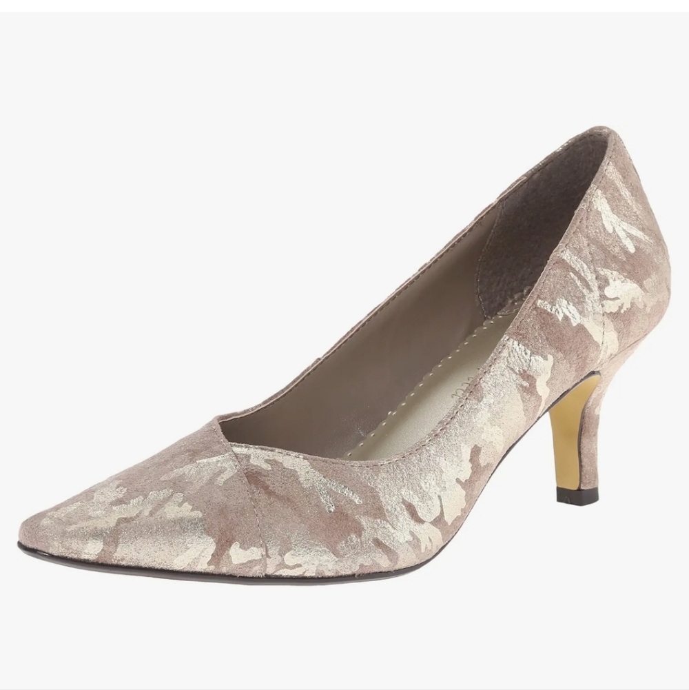Bella Vita Women's NEW Golden Wow Pump